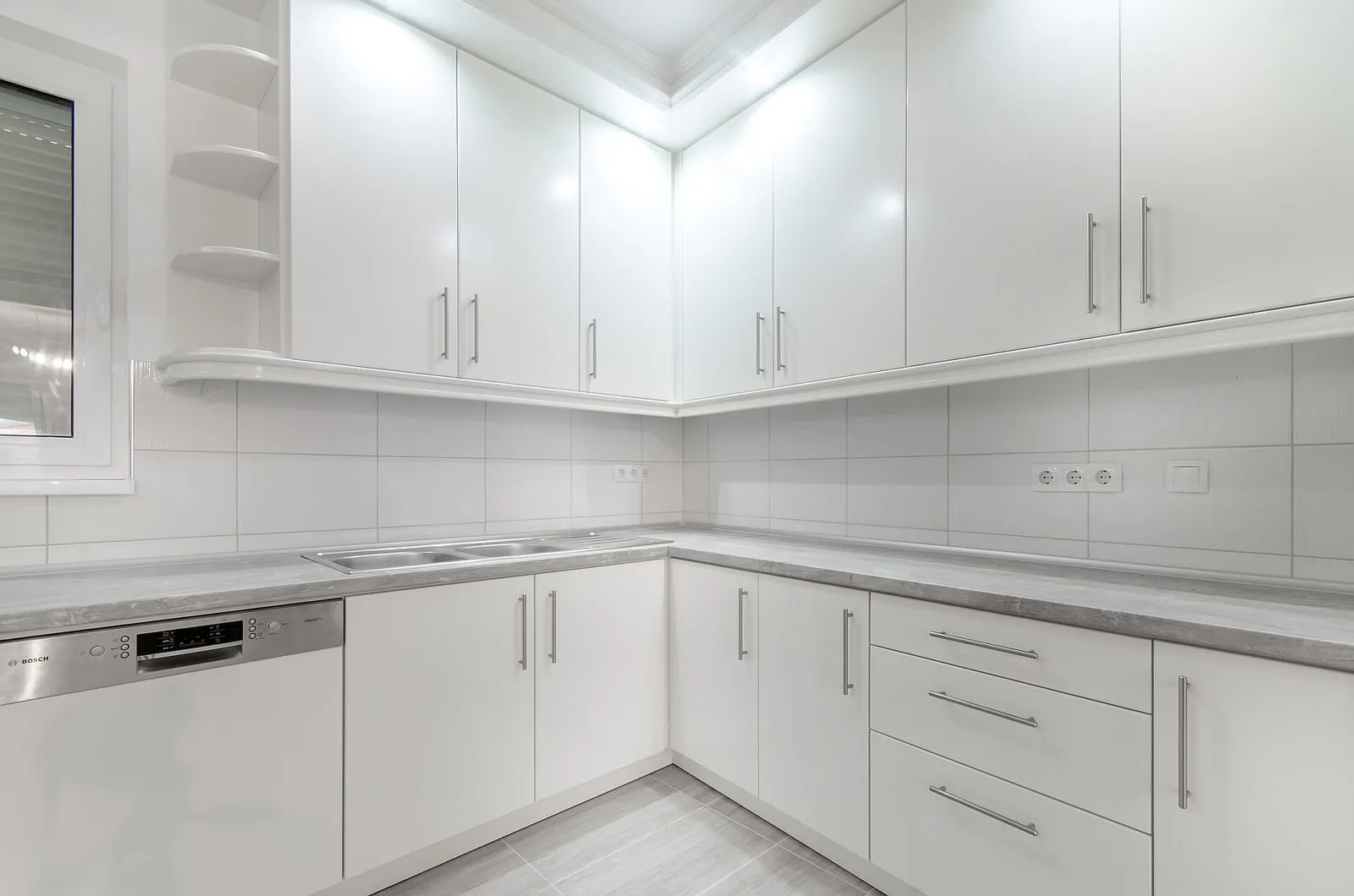 Ảnh 3 của Nhà riêng 3 tầng trong ngõ ô tô, phù hợp gia đình